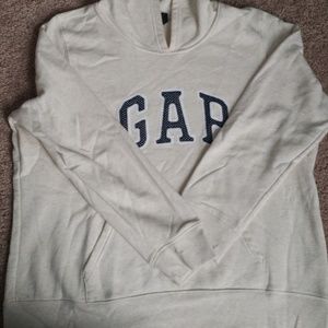 GAP Beige Sweatshirt